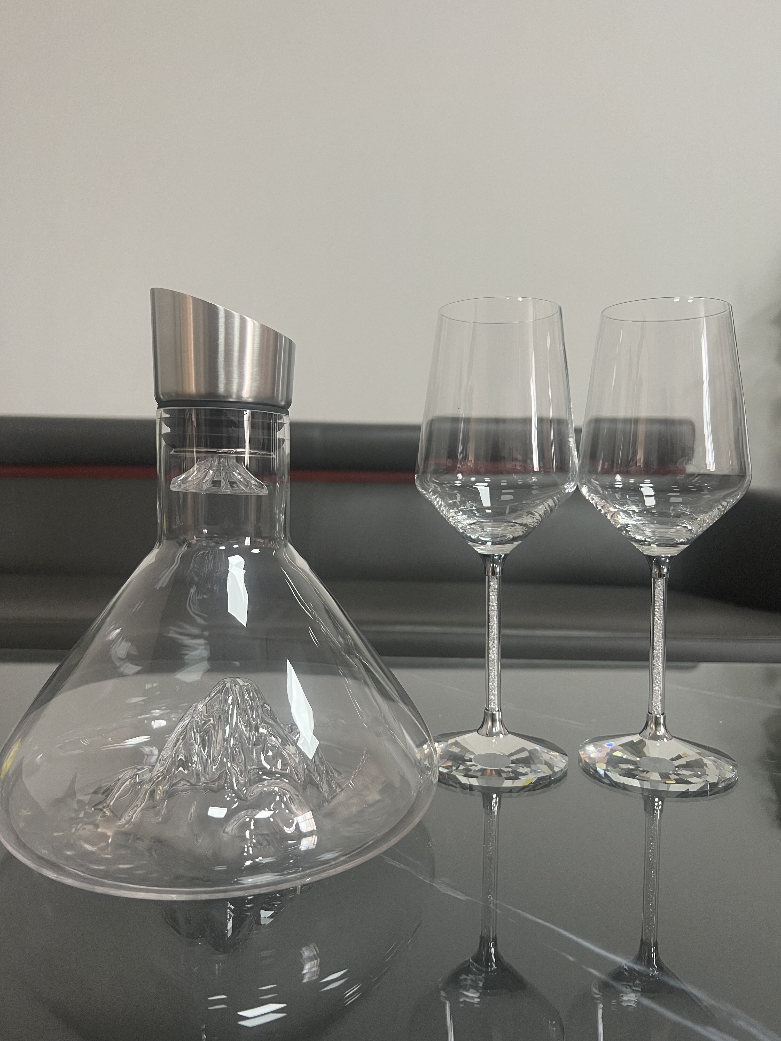 金色水晶红酒杯套装家用轻奢不倒翁醒酒器欧式大号葡萄酒杯高脚杯