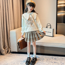 Girls' Autumn Package 2022 New Korean version of the Children's Network Red Foreign Children's Spring and Autumn Fashionable Bear Two Skirts