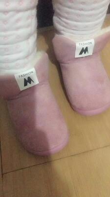 这是一个好评模板，因为本仙女很懒，不想每个产品都写好评，所以特地模仿好友写下这个模板，但是这个产品无论是质量还是外形都是本仙女喜欢的类型，如果不喜欢，本仙女收到东西会很生气，然后这个模板就会成为本仙女喋喋不休的休书，自然不可能撒下这个好评，给各位淘友一个参考，本产品还是极好的，&mdash;&mdash;来自一位慵懒的只爱购物不爱写评语却想换积分的仙女！ 好吧，说真的，很好，喜欢。