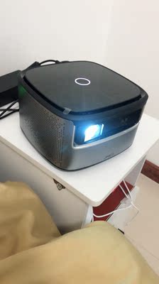 如何评价有人知道神画Q1投影仪怎么样吗？是不是这个是杂牌子的？