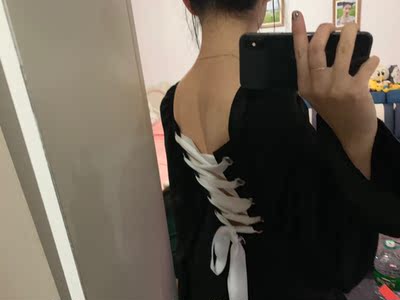 超级显瘦哦 很美 质量也超好 超喜欢 不能用言语表达了