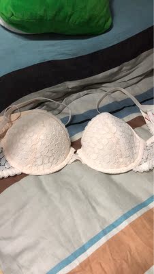 挺不错，不聚拢，很舒适，成功安利给室友了