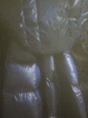 很不错，穿上蛮潮的，保暖效果也很好。朋友推荐的，第一次买，总体还是非常满意的，好评！