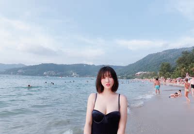 可以当衣服穿了，很美，弹力也大，超级有感觉腻