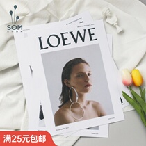 Magazine Card Take Proceedings European and American fashion models Black and white large-word cards European style architectural photography background paper