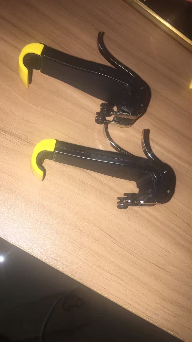 贝贝佳六指游戏手柄