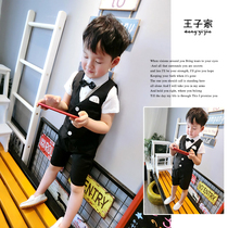 Boys graduation gown 61 Children acting out of suit Three sets of kindergarten performances The mens summer walk show support