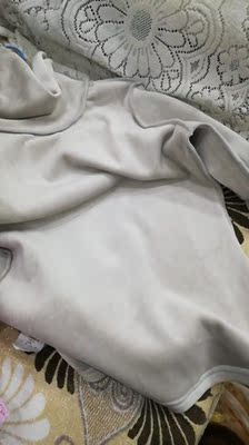 做工精细，穿着很舒服，而且价格实惠，值得一买。