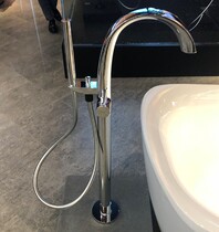 TOTO bathtub floor faucet TBP03301B TBP01301B copper alloy single handle double control bathtub water nozzle