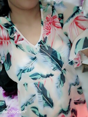 非常满意，喜欢这种款式的泳装，三件套的，挺方便！又不是很露，只是怪我自己太胖了点，那么多肉肉，这么标悍的身材配上这么漂亮的衣服，叫我情何以堪？呵呵，努力减肥中，希望瘦一点穿起来更漂亮吧！