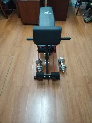 还不错，组装很容易，老公很喜欢