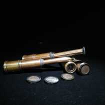 Inventory of nostalgic retro pendulum with normal lens cover function of the old brown copper voyage telescope