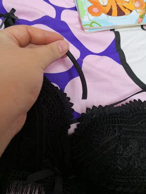 收到就是坏的 等客服回复等了好久 算了