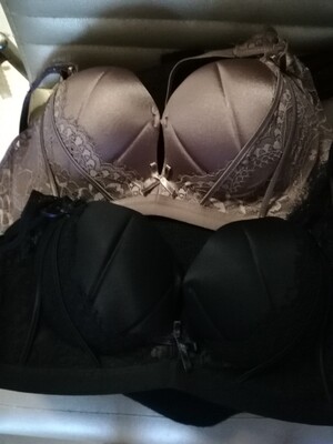 这款内衣真心好穿，不嘞，穿着舒服，效果很好，真心推荐