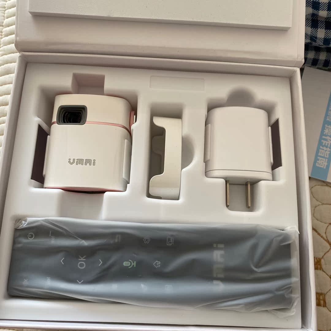 微麦M100S投影仪怎么样？一个月使用彻底后悔吗!