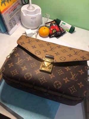 质量比想象中要好，跟专柜正品简直一样没区别，还会回购！