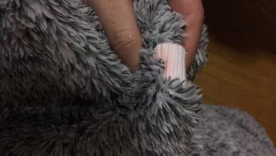 穿到今天才发现为什么口袋每个角落都有红色染色