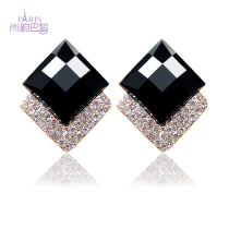 Korean version of the square sapphire earrings fashion atmosphere large earrings diamond-shaped bridal earrings petty bourgeoisie temperament blue and black ear clips