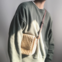 KAFKAsSHOP straw bag holiday satchel bag men and women with neutral simple street photo Korean student Hand bag