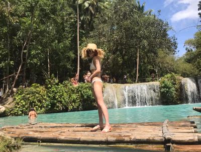 此用户没有填写评价。 此用户没有填写评价。