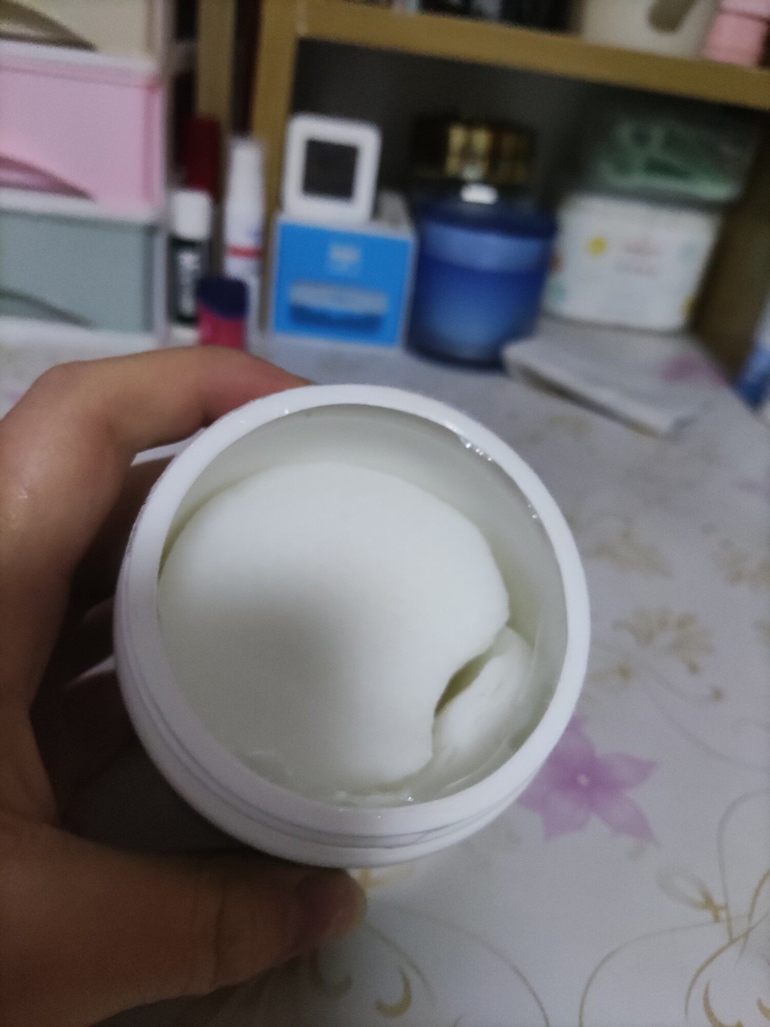 综合吐槽现在读化妆专业前景化妆/美容工具优缺点如何?看一看?少上当