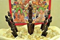 Collection of carved small leaves red sandalwood Diamond prong (Puba pestle) Puba Mandala