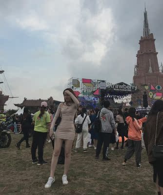 特地为音乐节准备的 奈斯！