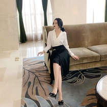 Thailand Tide Brand Spring 2019 New OL temperament white shirt black skirt two-piece fashion suit women