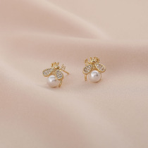 925 silver needle bee earrings female 2020 New Tide temperament Joker earrings personality simple small ear jewelry