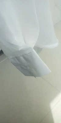 这个衣服收到就试穿了一下!轻,透,薄,垂,穿着很舒服!可以当睡衣也可以外穿,当防晒衣,不错! 这个衣服收到就试穿了一下!轻,透,薄,垂,穿着很舒服!可以当睡衣也可以外穿,当防晒衣,不错!