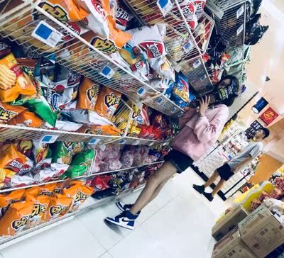 感觉要恋爱了，穿出来跟闺蜜逛街小哥哥跟了我一路了，，，好鸡冻哦，，，，感谢卖家小哥哥喔，炒鸡满意，必须好评。。。