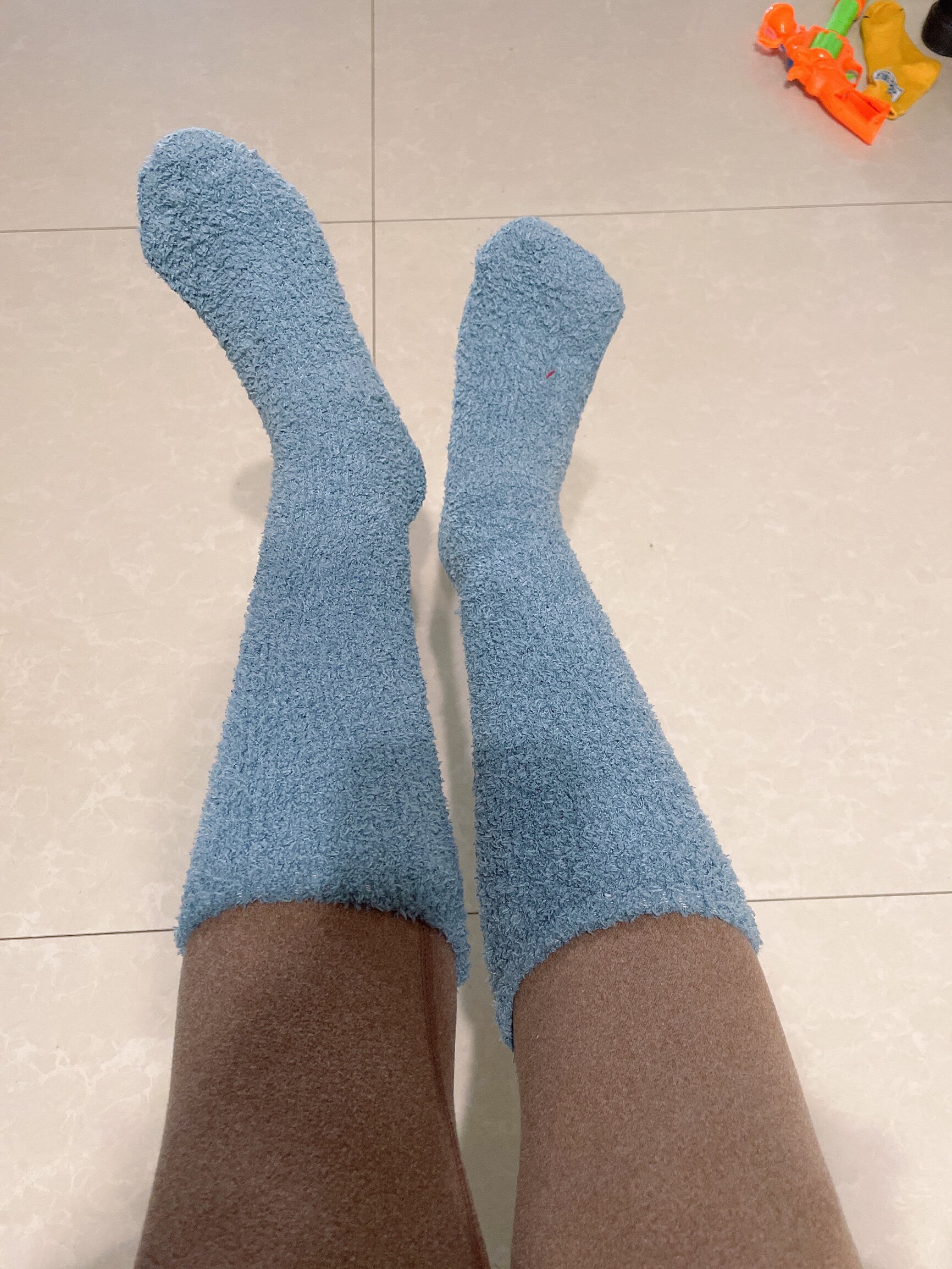 珊瑚绒袜子女冬季加绒加厚高筒小腿袜睡眠保暖长袜毛绒毛巾长筒袜