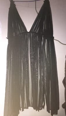 挺柔软的 还可以 就是黑色有点掉服色 挺柔软的 还可以 就是黑色有点掉服色