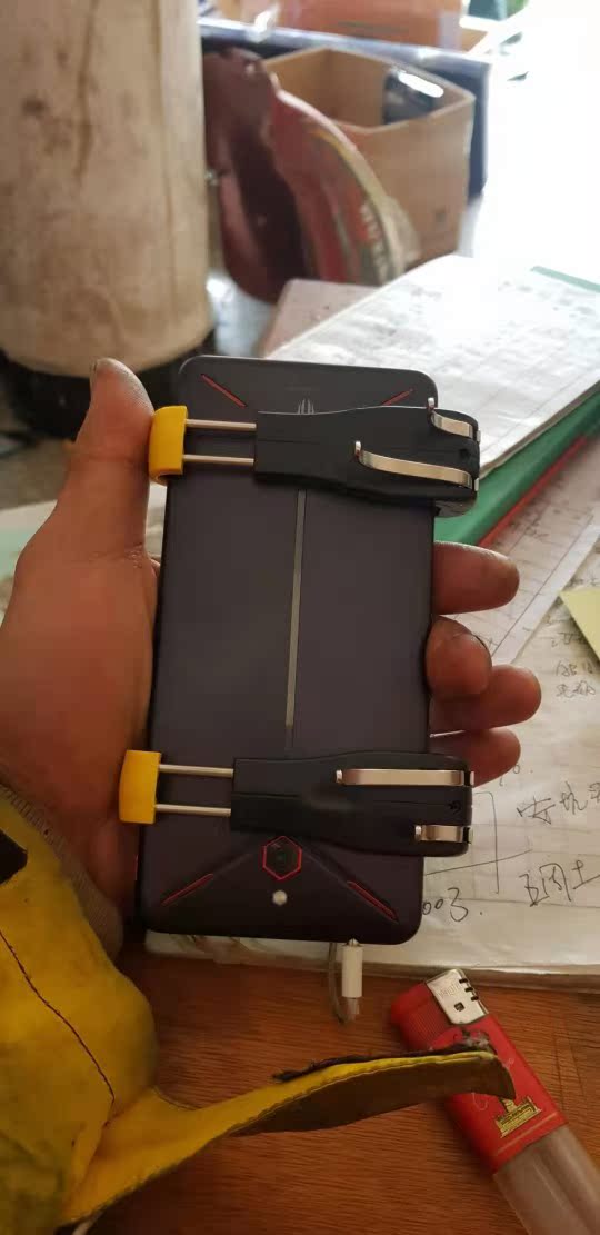 贝贝佳六指游戏手柄