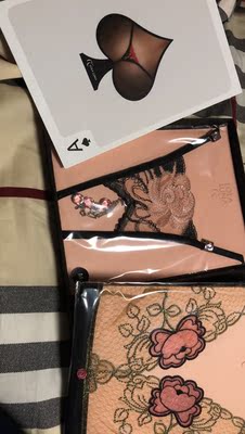 包装很精致，看着很不错