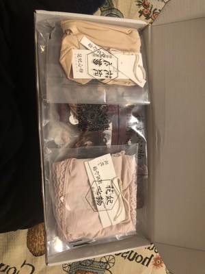 怎么说呢&hellip;&hellip;有点怪怪的&hellip;&hellip;样子很美好 胸贴肯定是要用的 试穿的时候有点扎 洗后不知如何 内裤有粘贴纸这点很赞！整体很棒！