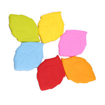 Business trip candy color fashion creative maple leaf shape portable silicone wash cup hotel anti-dirty toothbrush cover