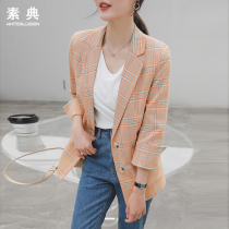 Plaid blazer womens 2020 spring and autumn new Korean version loose short section net red casual small suit womens top