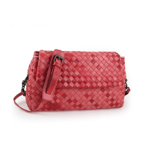 European and American luxurious sheepskin braided womens bag 2022 new fashion foreign air texture single shoulder inclined satchel flap small square bag