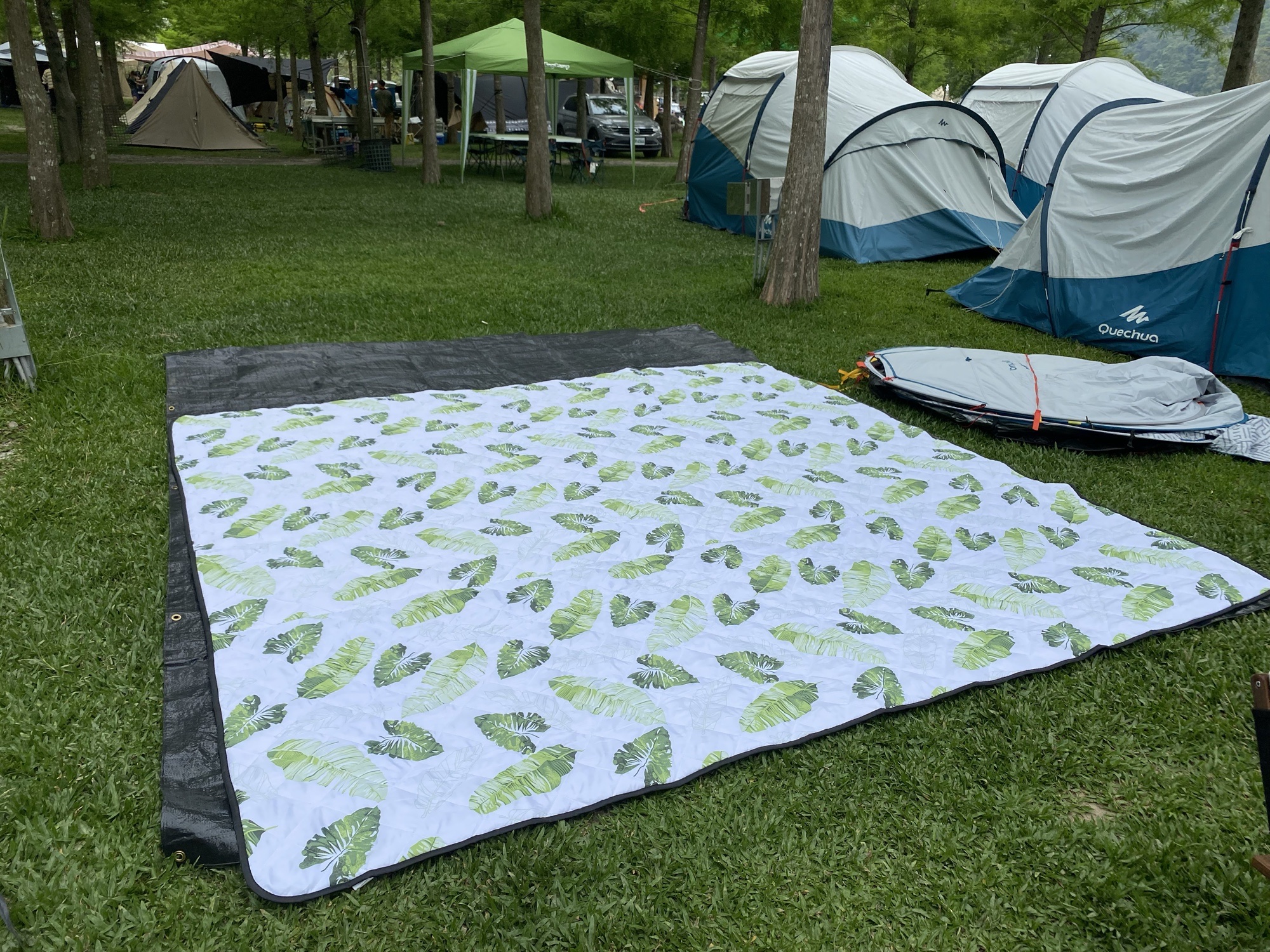帐篷野餐垫和防潮垫区别，露营帐篷的防潮垫是垫哪个位置