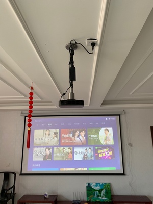 目前看来十分想知道明基E500手机投影仪怎么样，好不好用？