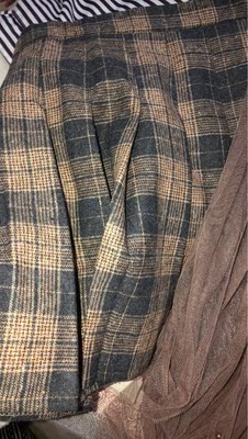 和颜色完全不符合，质量不太好