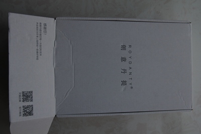 材质好，做工精细，手感柔软，价格实惠，看包装就知道是货真价实正品。值得入手。