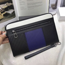 Mens hand grab bag 2022 Europe and America Tide Cards New Luxury headlayer Bull Leather Fashion Hit and Hand Grip Bag