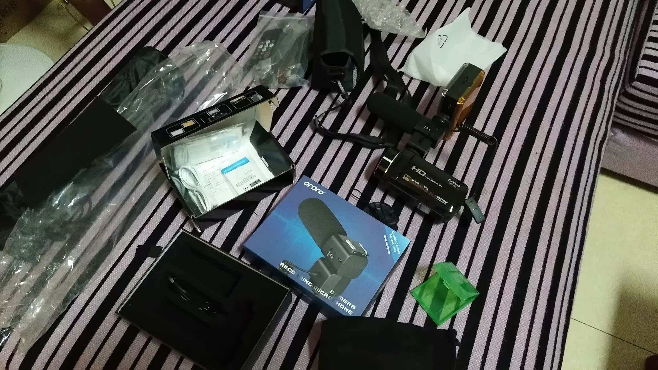 欧达Z20数码摄像机