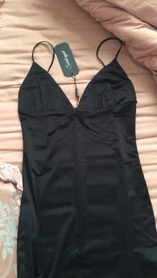 面料柔软舒适,走线工整,显得身材很好,双十一买的开心 面料柔软舒适,走线工整,显得身材很好,双十一买的开心