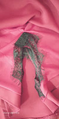 这裙子真好！其实男人也可以穿，好似与女友是蕾丝那般的**啪，爽歪歪的！