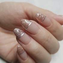 Japan Bella forma light luxury shining eye shadow sequin glitter glitter gold brown nail nail oil bellaforma