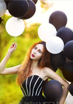 Photo studio wedding photography props location shooting white balloon wedding wedding new house layout black balloon