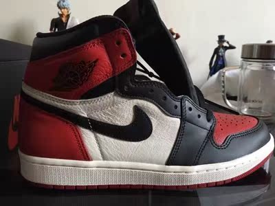 很符合我气质的鞋子哈，，，感谢卖家当天发货，鞋子做工很细致。。。必须好评